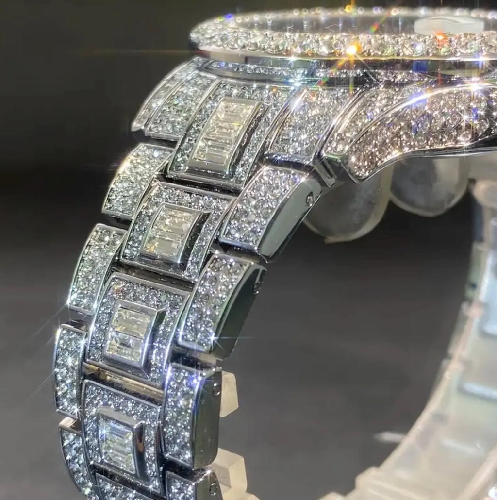 Men’s Iced Out Chronograph Watch – Fully Diamond Silver‑Tone Luxury Timepiece